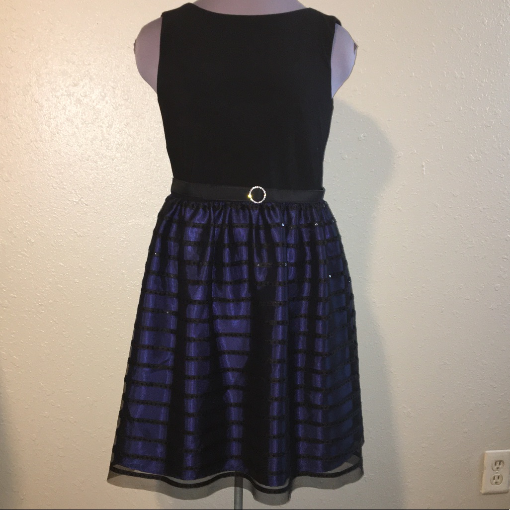 Jessica Howard Formal Midi Dress